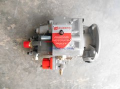 康明斯KTA19-G4发电机燃油泵4951452